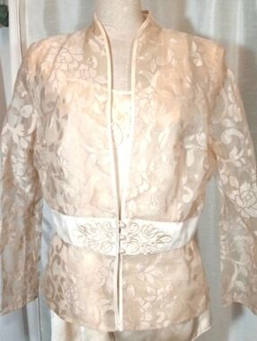 Vintage Sheer Floral Lace Jacket in Light Beige Size 12